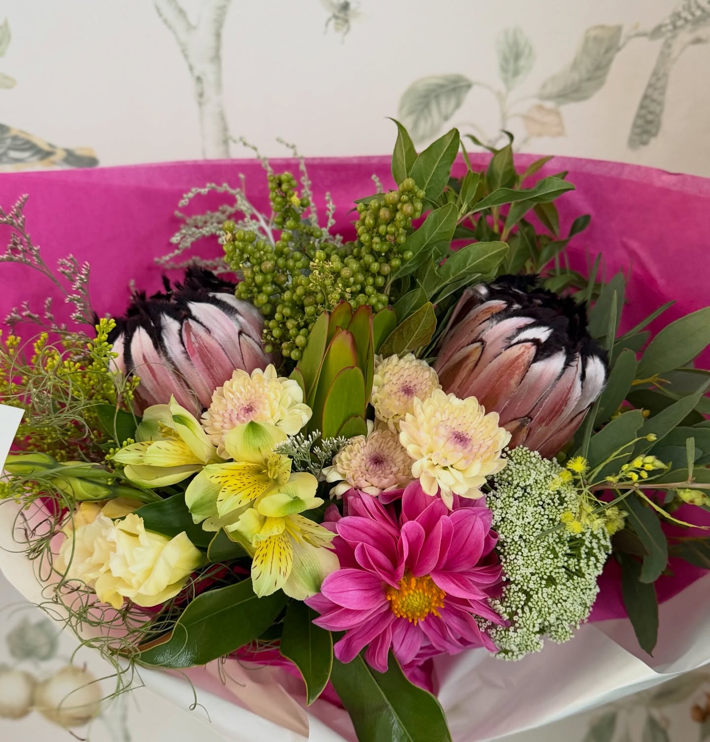 Blomster & Baker - Mixed Mother’s Day posy